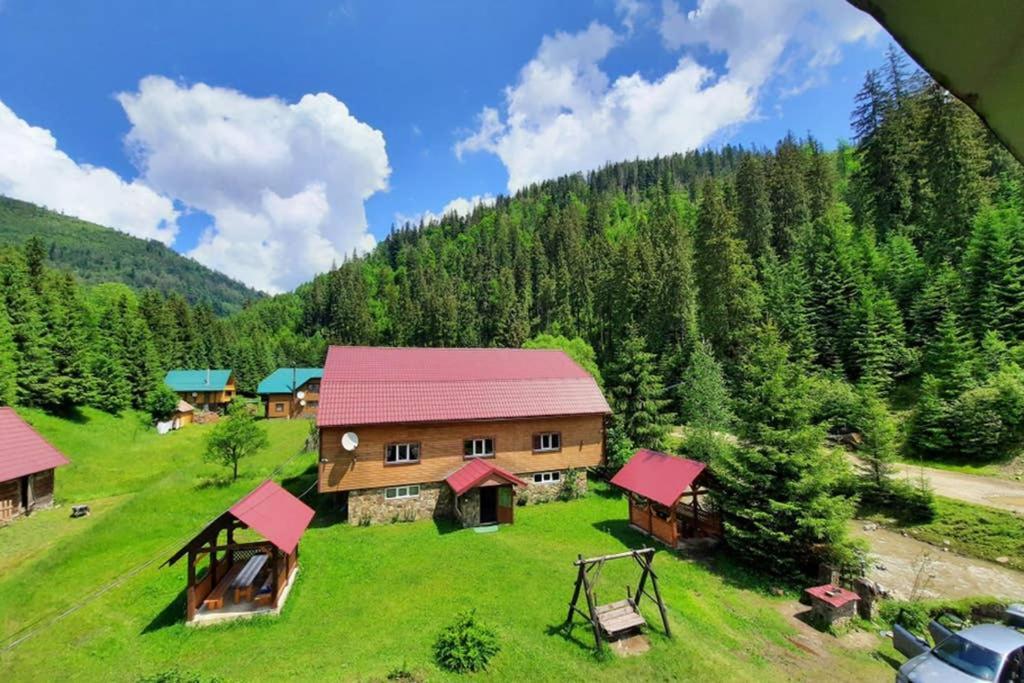Номер 6 Садиба У Ані Synevyrsʼka Polyana Extérieur photo